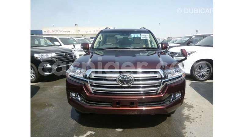 Big with watermark toyota land cruiser agadez import dubai 6143