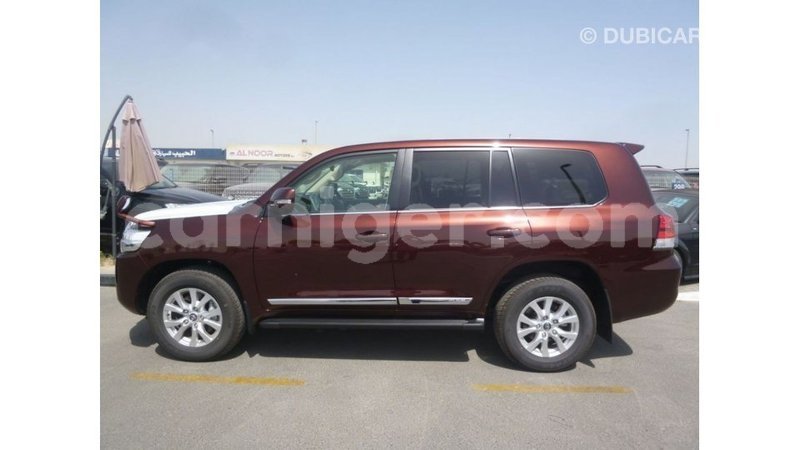 Big with watermark toyota land cruiser agadez import dubai 6145