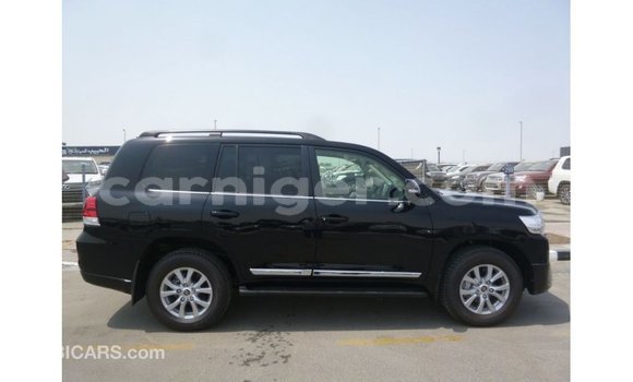 Sayi Imported Toyota Land Cruiser Black Babbar mota in Import - Dubai a Agadez Sayi Imported Toyota Land Cruiser Black Babbar mota in Import - Dubai a Agadez