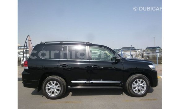 Sayi Imported Toyota Land Cruiser Black Babbar mota in Import - Dubai a Agadez Sayi Imported Toyota Land Cruiser Black Babbar mota in Import - Dubai a Agadez