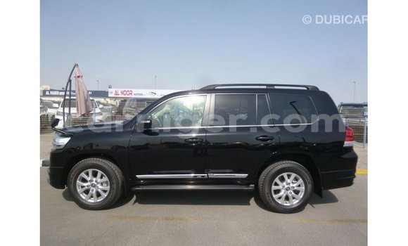 Sayi Imported Toyota Land Cruiser Black Babbar mota in Import - Dubai a Agadez Sayi Imported Toyota Land Cruiser Black Babbar mota in Import - Dubai a Agadez