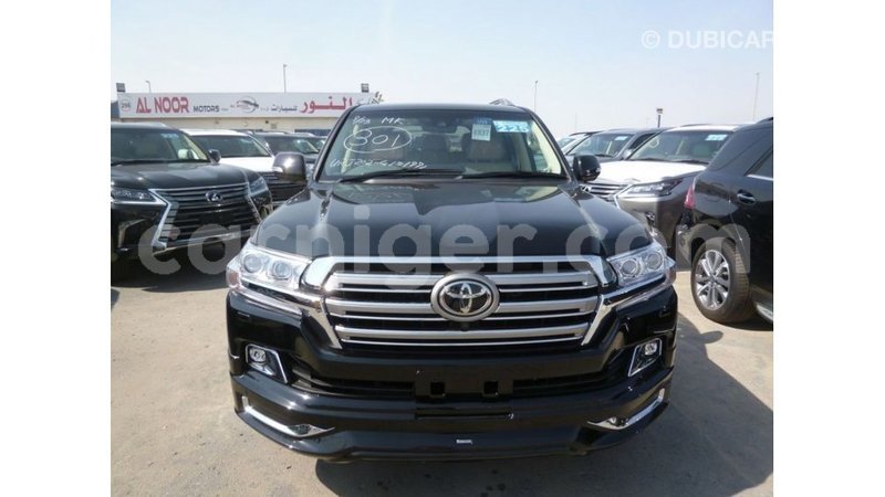 Big with watermark toyota land cruiser agadez import dubai 6150