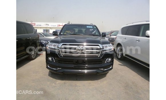 Acheter Import Utilitaire Toyota Land Cruiser Noir à Import - Dubai, Agadez Acheter Import Utilitaire Toyota Land Cruiser Noir à Import - Dubai, Agadez