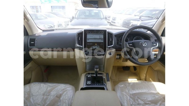 Big with watermark toyota land cruiser agadez import dubai 6153