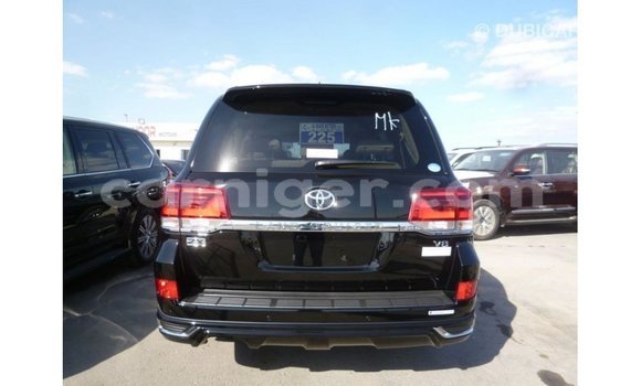 Sayi Imported Toyota Land Cruiser Black Babbar mota in Import - Dubai a Agadez Sayi Imported Toyota Land Cruiser Black Babbar mota in Import - Dubai a Agadez