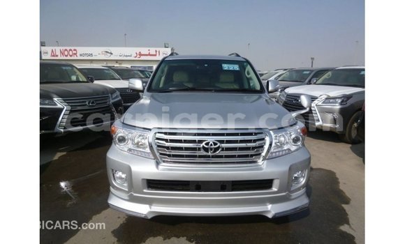 Acheter Import Utilitaire Toyota Land Cruiser Autre à Import - Dubai, Agadez Acheter Import Utilitaire Toyota Land Cruiser Autre à Import - Dubai, Agadez