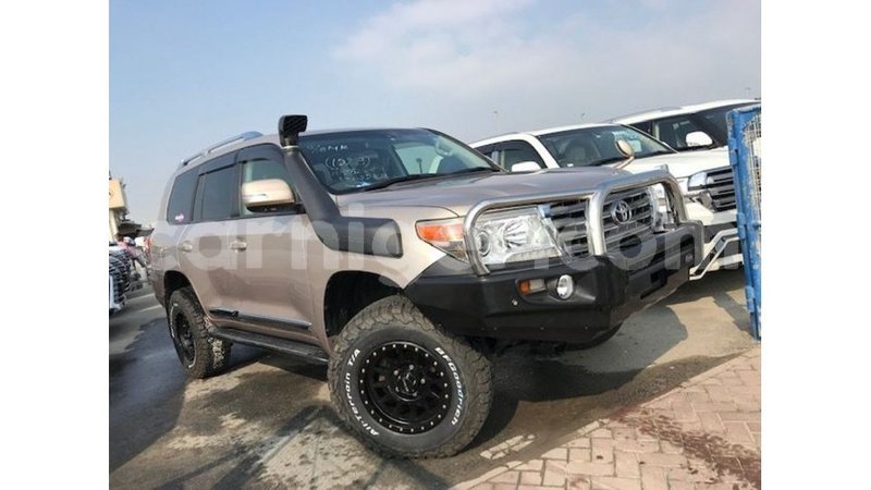 Big with watermark toyota land cruiser agadez import dubai 6158