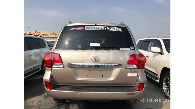 Big with watermark toyota land cruiser agadez import dubai 6158