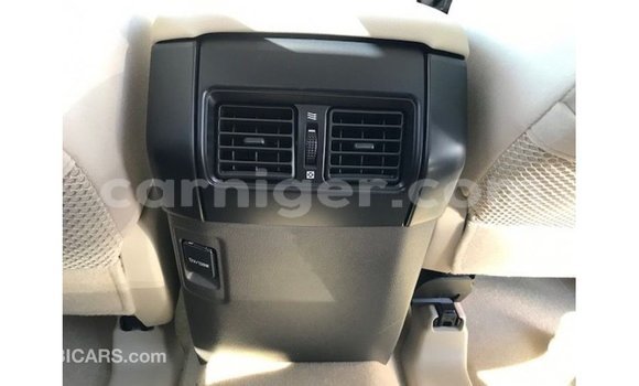 Sayi Imported Toyota Prado White Mota in Import - Dubai a Agadez Sayi Imported Toyota Prado White Mota in Import - Dubai a Agadez