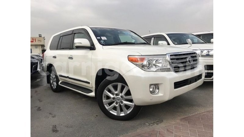 Big with watermark toyota land cruiser agadez import dubai 6161