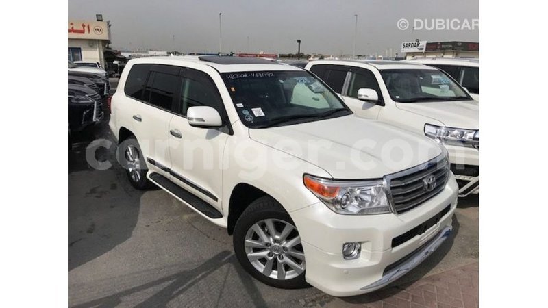 Big with watermark toyota land cruiser agadez import dubai 6162