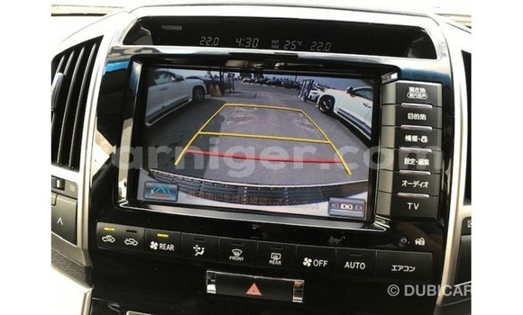 Sayi Imported Toyota Land Cruiser White Babbar mota in Import - Dubai a Agadez Sayi Imported Toyota Land Cruiser White Babbar mota in Import - Dubai a Agadez