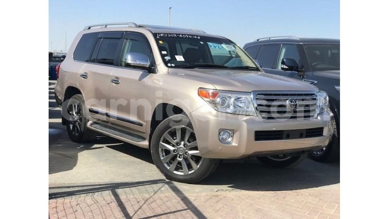 Big with watermark toyota land cruiser agadez import dubai 6164