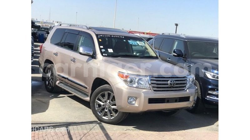 Big with watermark toyota land cruiser agadez import dubai 6164