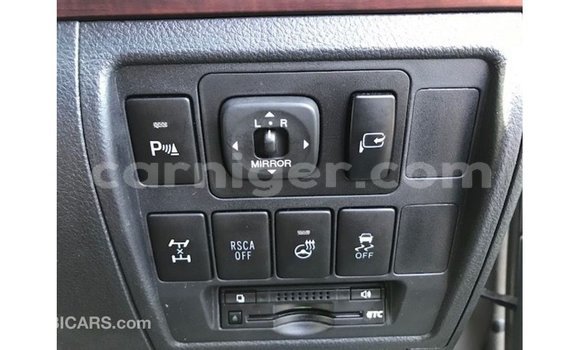 Acheter Import Utilitaire Toyota Land Cruiser Autre à Import - Dubai, Agadez Acheter Import Utilitaire Toyota Land Cruiser Autre à Import - Dubai, Agadez