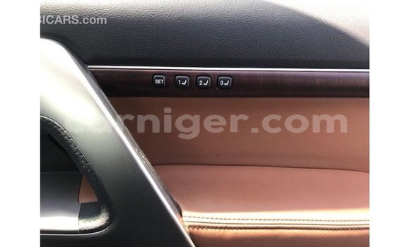 Acheter Import Utilitaire Toyota Land Cruiser Autre à Import - Dubai, Agadez Acheter Import Utilitaire Toyota Land Cruiser Autre à Import - Dubai, Agadez