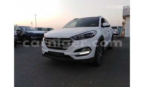 Buy Import Hyundai Tucson White Car in Import - Dubai in Agadez Buy Import Hyundai Tucson White Car in Import - Dubai in Agadez