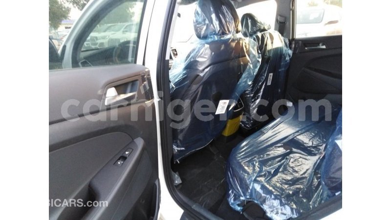 Big with watermark hyundai tucson agadez import dubai 6168