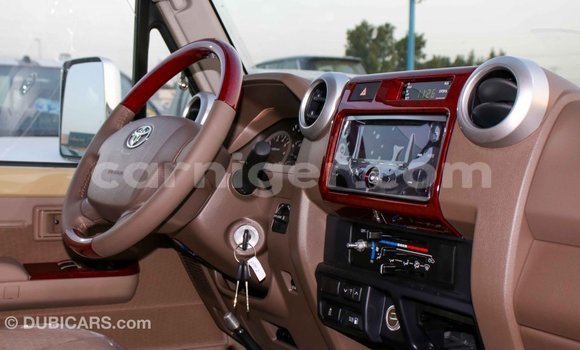 اشتري Imported Toyota Land Cruiser Beige شاحنة في Import - Dubai في أغاديز اشتري Imported Toyota Land Cruiser Beige شاحنة في Import - Dubai في أغاديز