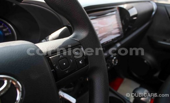 Acheter Import Voiture Toyota Hilux Autre à Import - Dubai, Agadez Acheter Import Voiture Toyota Hilux Autre à Import - Dubai, Agadez