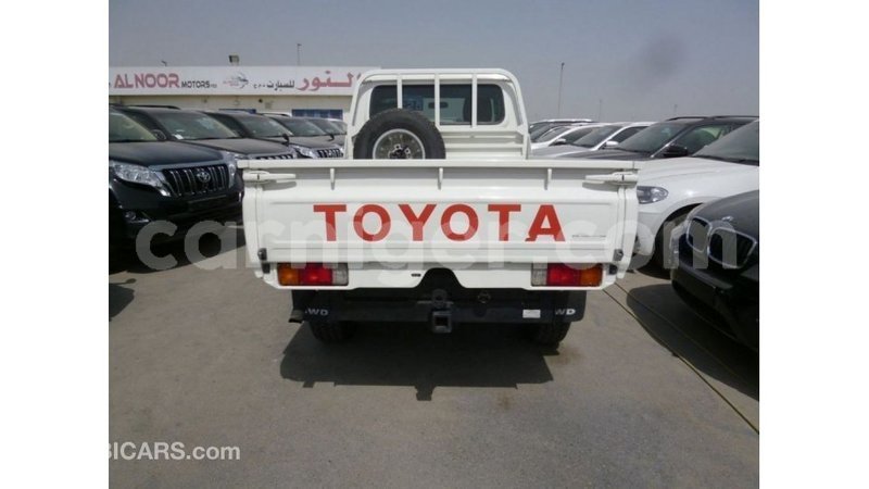 Big with watermark toyota land cruiser agadez import dubai 6180