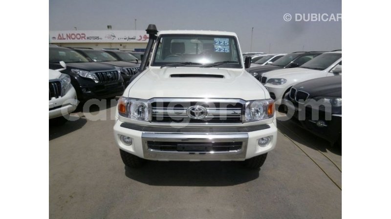 Big with watermark toyota land cruiser agadez import dubai 6180