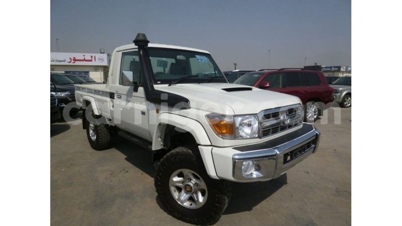 Big with watermark toyota land cruiser agadez import dubai 6181