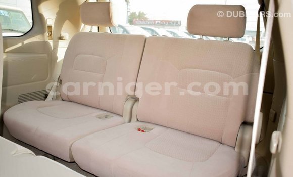 اشتري Imported Toyota Land Cruiser White شاحنة في Import - Dubai في أغاديز اشتري Imported Toyota Land Cruiser White شاحنة في Import - Dubai في أغاديز