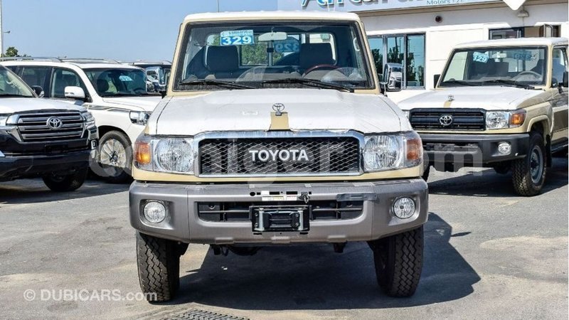 Big with watermark toyota land cruiser agadez import dubai 6188