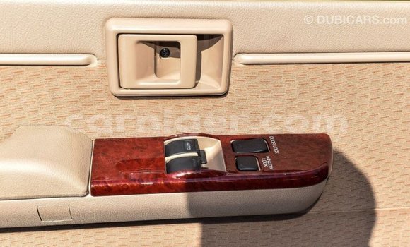 Buy Import Toyota Land Cruiser Beige Truck in Import - Dubai in Agadez Buy Import Toyota Land Cruiser Beige Truck in Import - Dubai in Agadez