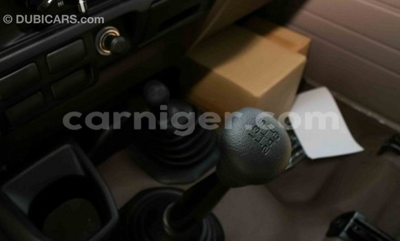 Buy Import Toyota Land Cruiser Beige Truck in Import - Dubai in Agadez Buy Import Toyota Land Cruiser Beige Truck in Import - Dubai in Agadez