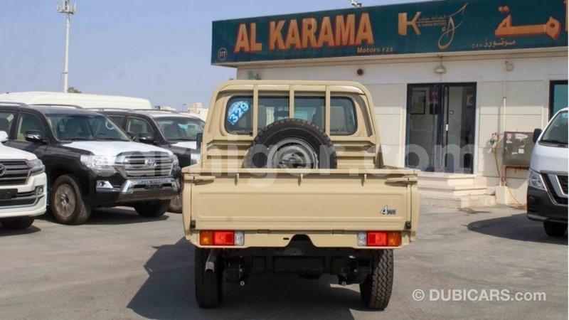 Big with watermark toyota land cruiser agadez import dubai 6190