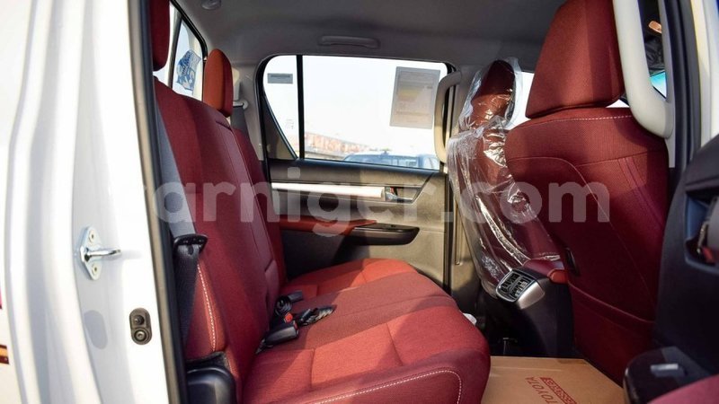 Big with watermark toyota hilux agadez import dubai 6191