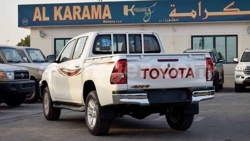 Big with watermark toyota hilux agadez import dubai 6203