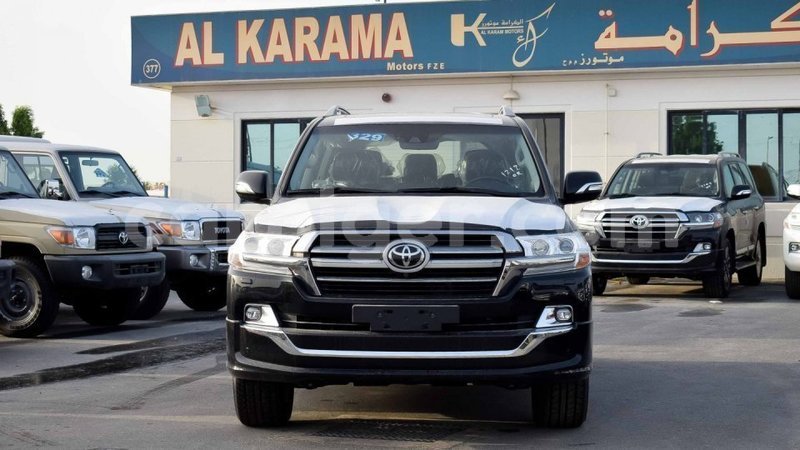 Big with watermark toyota land cruiser agadez import dubai 6205