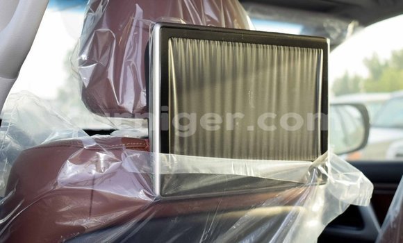 Buy Import Toyota Land Cruiser Black Truck in Import - Dubai in Agadez Buy Import Toyota Land Cruiser Black Truck in Import - Dubai in Agadez