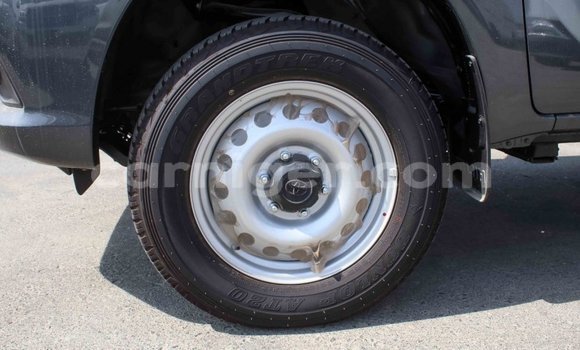 Sayi Imported Toyota Hilux Other Mota in Import - Dubai a Agadez Sayi Imported Toyota Hilux Other Mota in Import - Dubai a Agadez