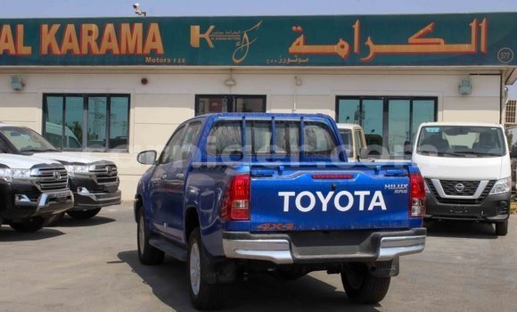 Sayi Imported Toyota Hilux Blue Mota in Import - Dubai a Agadez Sayi Imported Toyota Hilux Blue Mota in Import - Dubai a Agadez