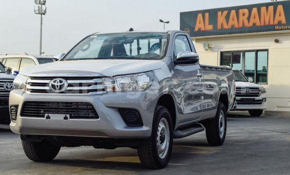 Sayi Imported Toyota Hilux Other Mota in Import - Dubai a Agadez Sayi Imported Toyota Hilux Other Mota in Import - Dubai a Agadez