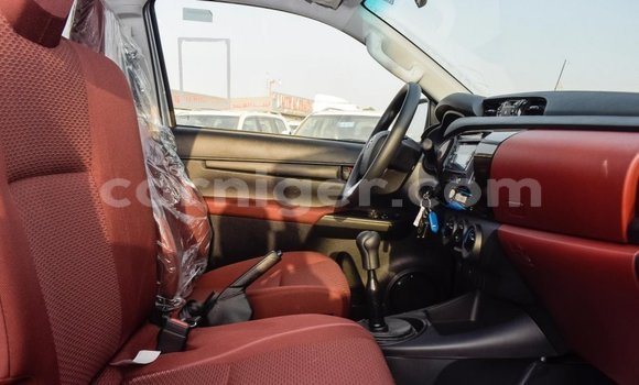 Sayi Imported Toyota Hilux Other Mota in Import - Dubai a Agadez Sayi Imported Toyota Hilux Other Mota in Import - Dubai a Agadez