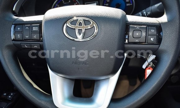 Sayi Imported Toyota Hilux Other Mota in Import - Dubai a Agadez Sayi Imported Toyota Hilux Other Mota in Import - Dubai a Agadez