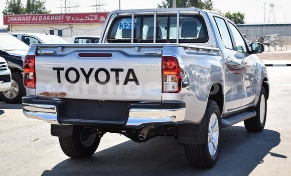 Sayi Imported Toyota Hilux Other Mota in Import - Dubai a Agadez Sayi Imported Toyota Hilux Other Mota in Import - Dubai a Agadez