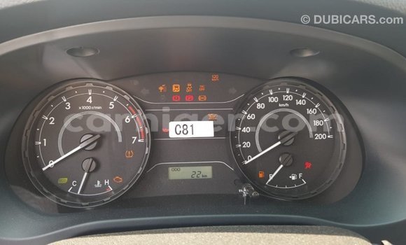 Sayi Imported Toyota Hilux White Mota in Import - Dubai a Agadez Sayi Imported Toyota Hilux White Mota in Import - Dubai a Agadez