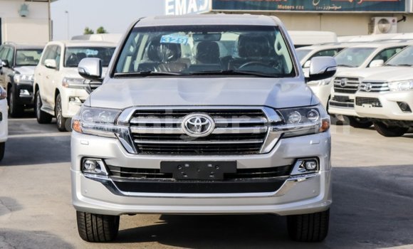 Buy Import Toyota Land Cruiser Other Truck in Import - Dubai in Agadez Buy Import Toyota Land Cruiser Other Truck in Import - Dubai in Agadez