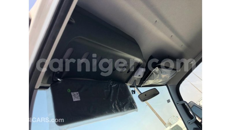 Big with watermark mitsubishi l400 agadez import dubai 6220