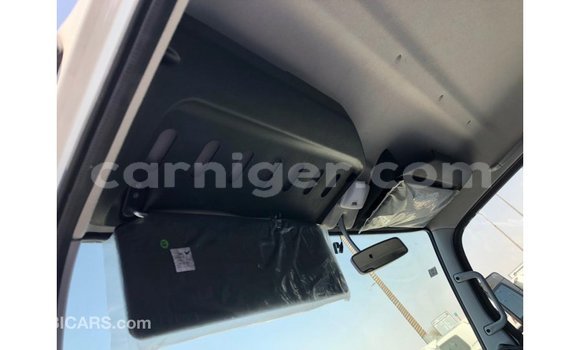 Acheter Import Utilitaire Mitsubishi L400 Blanc à Import - Dubai, Agadez Acheter Import Utilitaire Mitsubishi L400 Blanc à Import - Dubai, Agadez