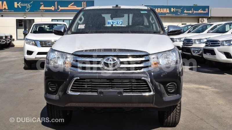 Big with watermark toyota hilux agadez import dubai 6221