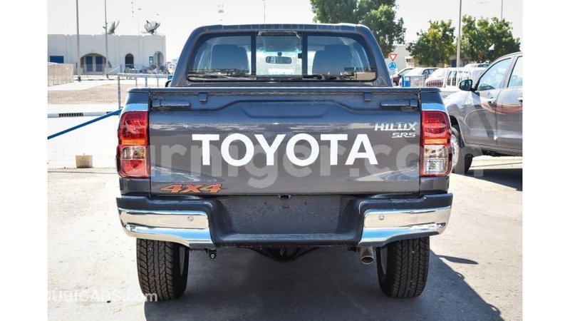 Big with watermark toyota hilux agadez import dubai 6221