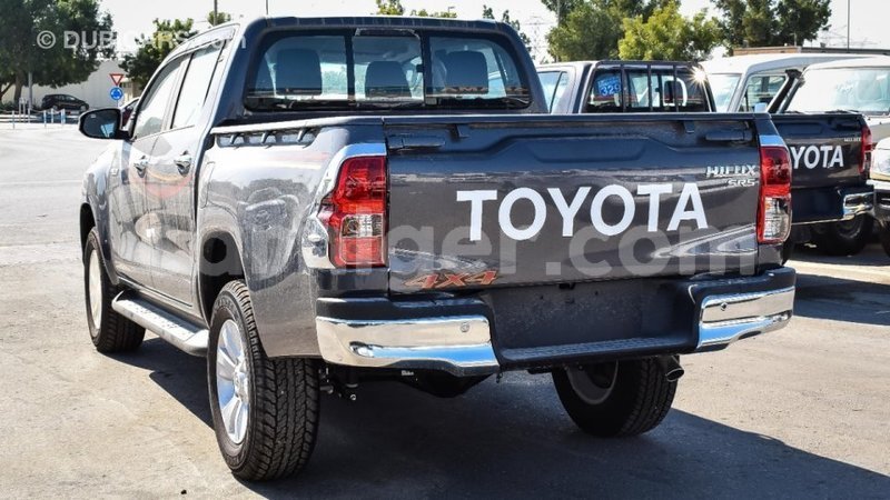 Big with watermark toyota hilux agadez import dubai 6221