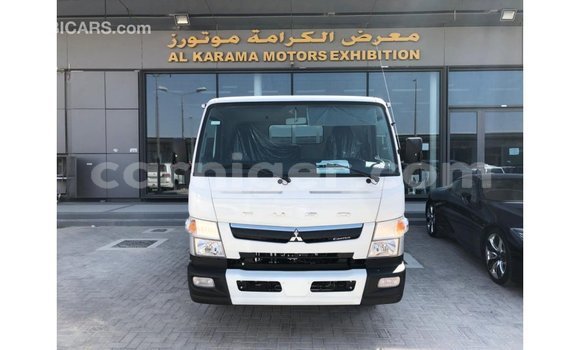 Sayi Imported Mitsubishi L400 White Babbar mota in Import - Dubai a Agadez Sayi Imported Mitsubishi L400 White Babbar mota in Import - Dubai a Agadez